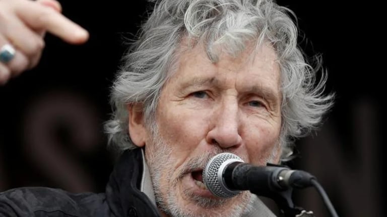 Roger Waters, scaricato dalla BMG