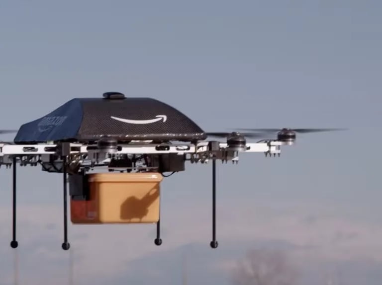 Amazon, in arrivo le consegne con i droni in Italia