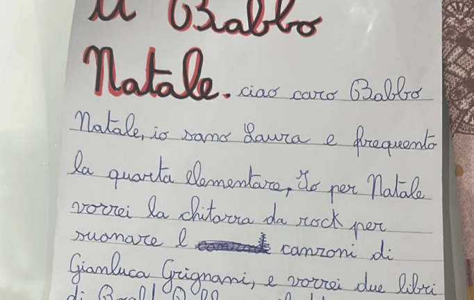 Gianluca Grignani ha risposto alla letterina di Natale della fan