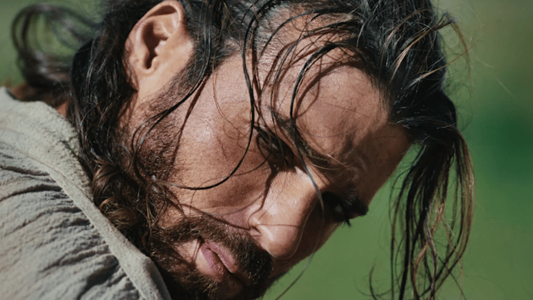 Can Yaman: “Passavo sei ore a combattere”