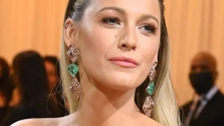 Blake Lively: "Vedere le scene di sesso di mio marito è una tortura"