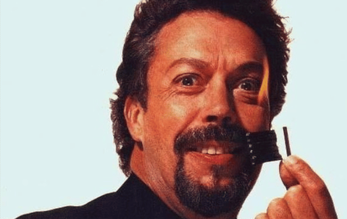 Tim Curry torna al cinema con "Stream"