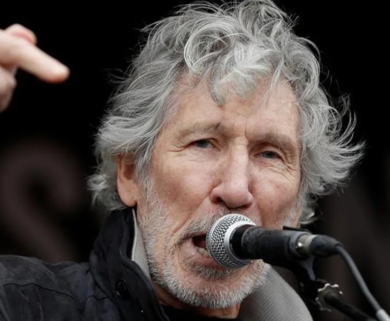 Roger Waters, scaricato dalla BMG