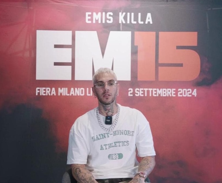 Emis Killa, concerto-evento per i 15 anni di carriera