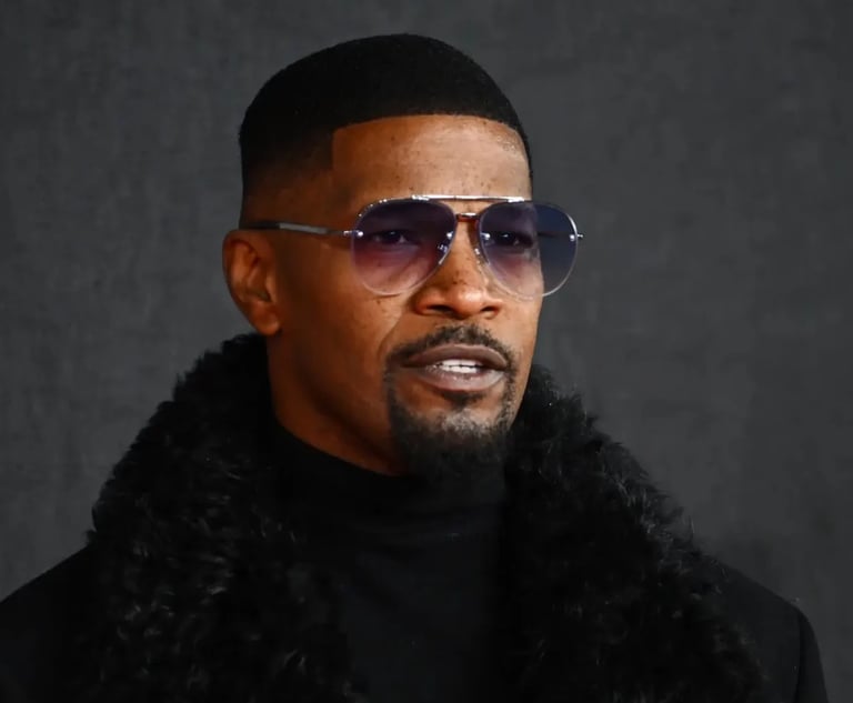 Jamie Foxx nega le accuse per violenza sessuale