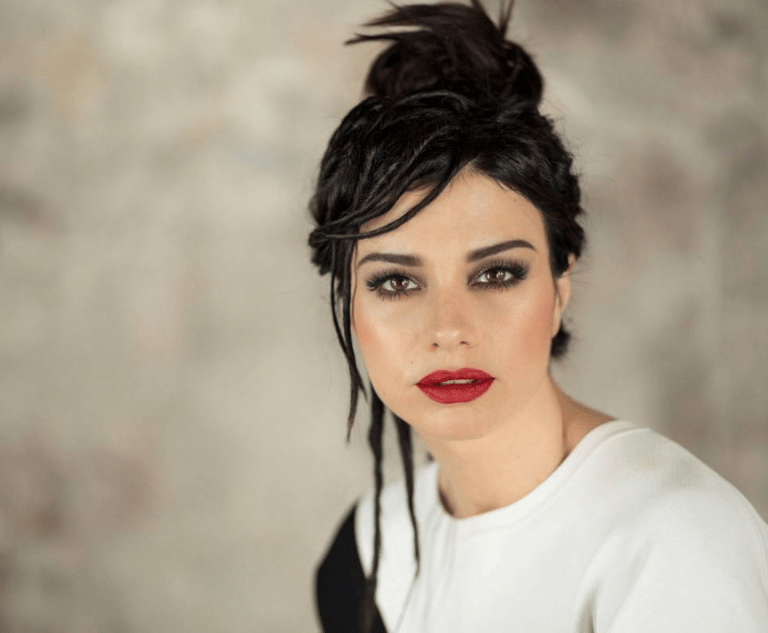 Dolcenera: "Ma come mai a me Tony Effe mi fa sesso?"