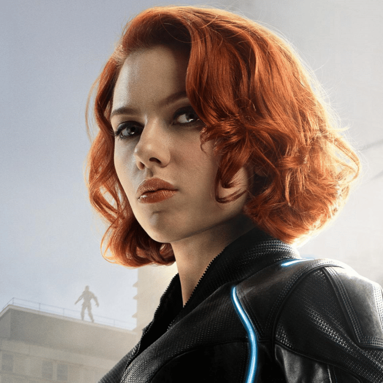 Scarlett Johansson tra le presentatrici degli Oscar 2025